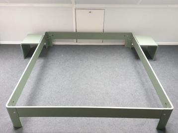 Twee persoons bed Auping Auronde 160x200 groen + spiralen  beschikbaar voor biedingen