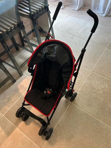 Compacte Buggy - Zwart/Rood beschikbaar voor biedingen