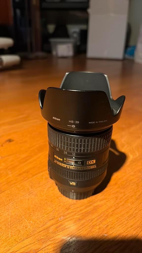 Nikon nikkor AF-S 16-85mm 1:3.5-5.6G ED DX VR zoomlens, Audio, Tv en Foto, Fotografie | Lenzen en Objectieven, Zo goed als nieuw