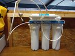 Osmosewater apparaat van wiltec. Filters staan nog nat., Vis