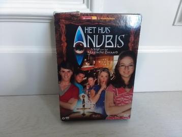Het huis Anubis : De vijf van het magische zwaard deel 5 beschikbaar voor biedingen