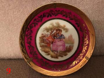 Limoges Porseleinen Bordje met Romantische Scène - Frankrijk beschikbaar voor biedingen