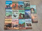 Zwarte hengst: Walter Farley Boeken Collectie, Boeken, Ophalen of Verzenden, Gelezen, Fictie algemeen
