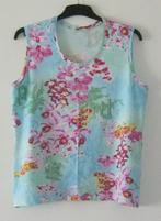 NIEUWE lichtblauwe top met roze bloemen, 100% katoen, XXL., Kleding | Dames, Tops, Overige kleuren, Verzenden, Maat 46/48 (XL) of groter