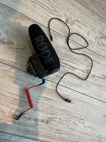 Røde Microfoon - voor camera beschikbaar voor biedingen
