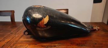 Honda Shadow Benzinetank - Gebruikt beschikbaar voor biedingen