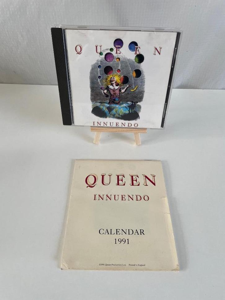 Queen – Innuendo – CD + Kalender, Cd's en Dvd's, Cd's | Rock, Zo goed als nieuw, Poprock, Ophalen of Verzenden