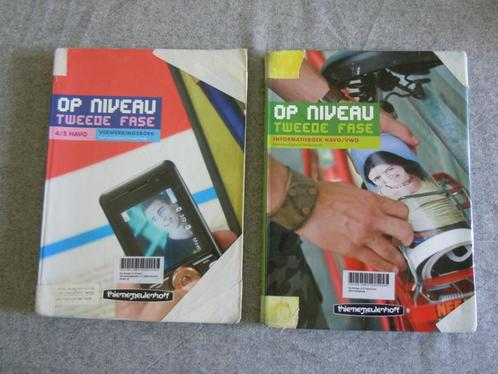 Op niveau informatieboek Havo/Vwo en verwerkingsboek, Boeken, Schoolboeken, Gelezen, Nederlands, HAVO, Ophalen of Verzenden