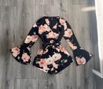 Zwarte playsuit met lange mouwen en bloemenprint, Verzenden, Zwart, Nieuw, Maat 34 (XS) of kleiner