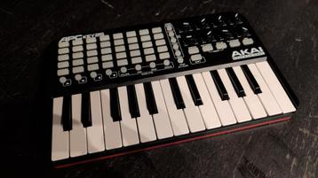 Akai APC Key25 MIDI Keyboard Controller beschikbaar voor biedingen