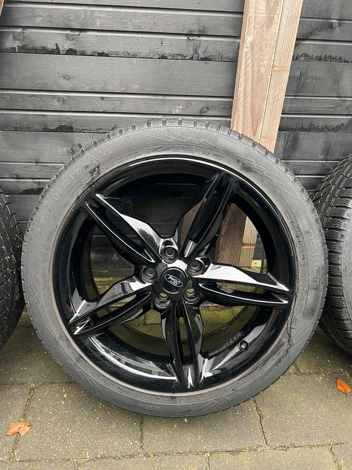 19 inch ford velgen black ( kuga mondeo focus ), Auto-onderdelen, Banden en Velgen, Velg(en), Winterbanden, 19 inch, 235 mm, Personenwagen