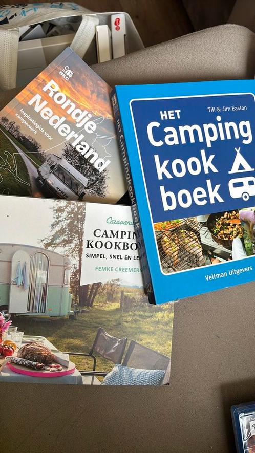 Femke Creemers - Caravanity - Camping kookboek, Boeken, Reisgidsen, Nieuw, Europa, Ophalen of Verzenden