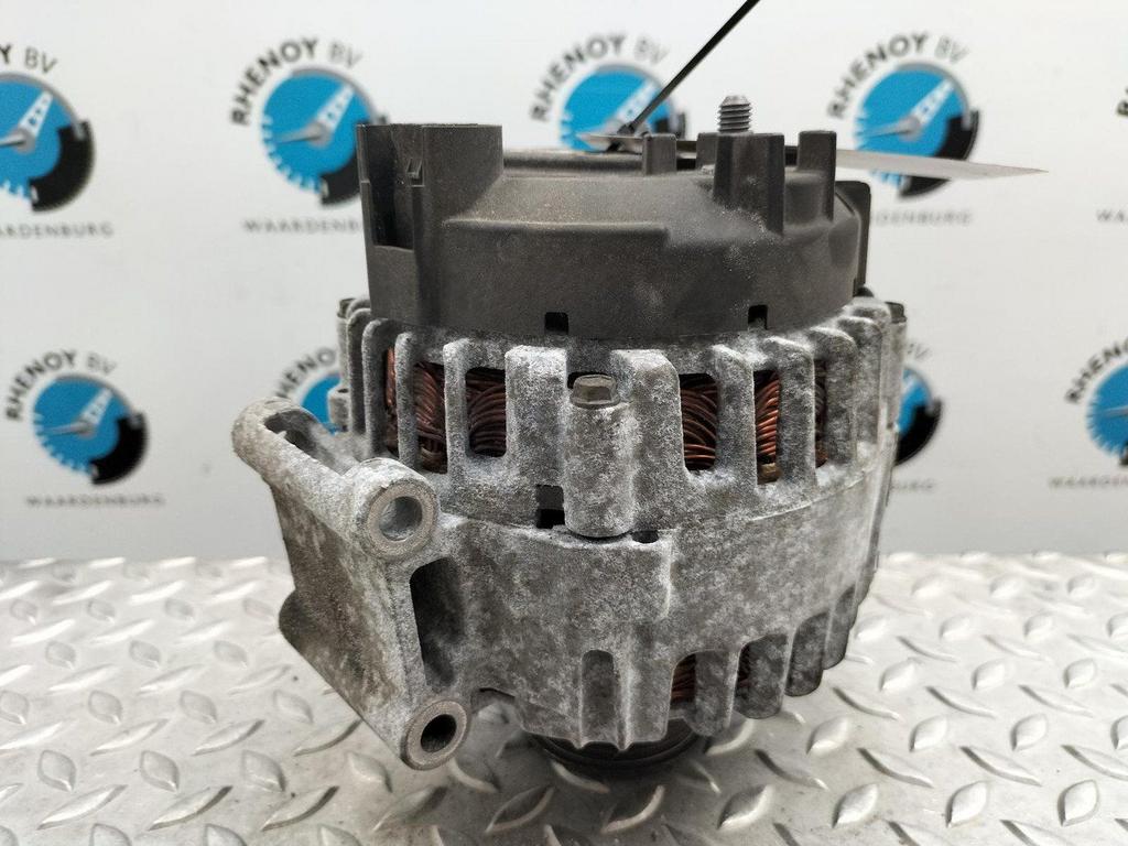 VOLKSWAGEN PASSAT 3C 1.8 TFSI Trendline  DYNAMO 2009, Ophalen of Verzenden, Gebruikt, Stiba lid