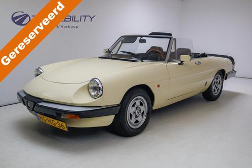 Alfa Romeo Spider 1.6 Cabrio | Nieuwe Softtop dak (zwart) Se, Auto's, Oldtimers, Bedrijf, Te koop, Lederen bekleding, Lichtmetalen velgen