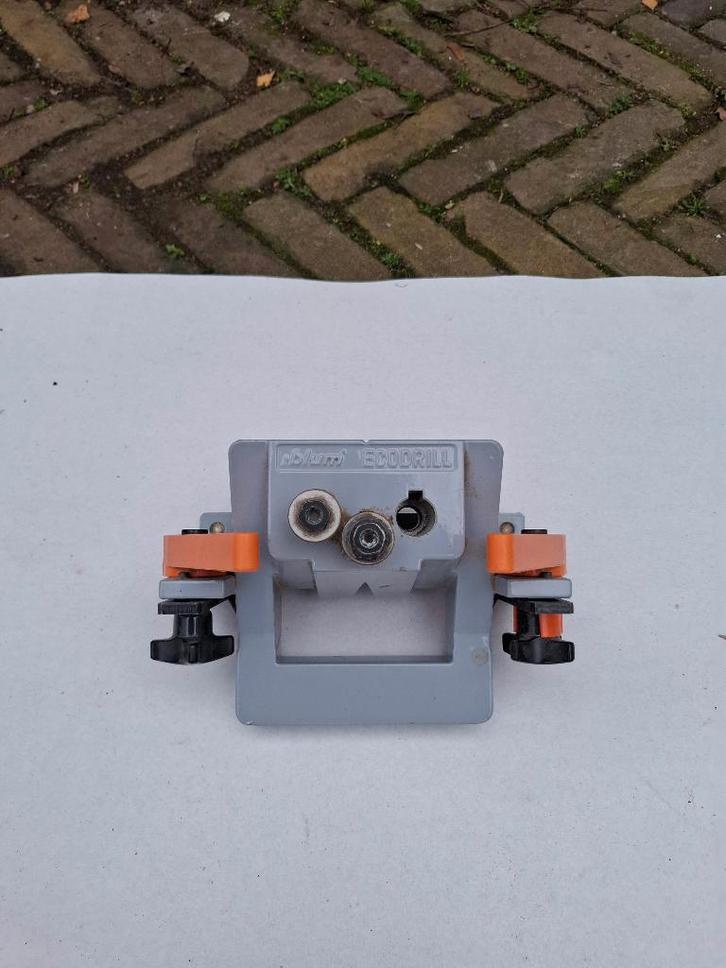 Blum ecodrill M31.1000, Doe-het-zelf en Verbouw, Gereedschap | Zaagmachines, Gebruikt, Overige typen, Minder dan 600 watt, 30 tot 70 mm