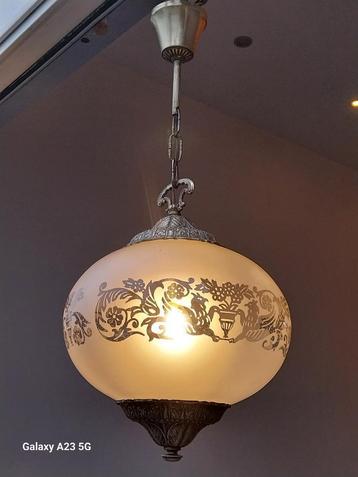 Art deco hanglamp uit het Oosten geïnspireerd met messing  beschikbaar voor biedingen