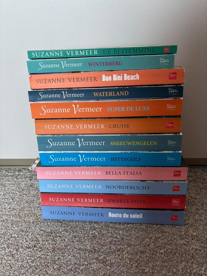 12 boeken Suzanne Vermeer, Boeken, Thrillers, Zo goed als nieuw, Nederland, Ophalen of Verzenden