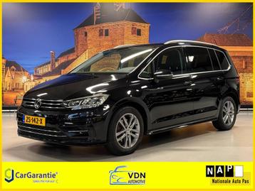Volkswagen Touran 1.5 TSI R-Line Business 7p Automaat LED Ca beschikbaar voor biedingen