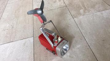 Lantaarn/ventilator. beschikbaar voor biedingen