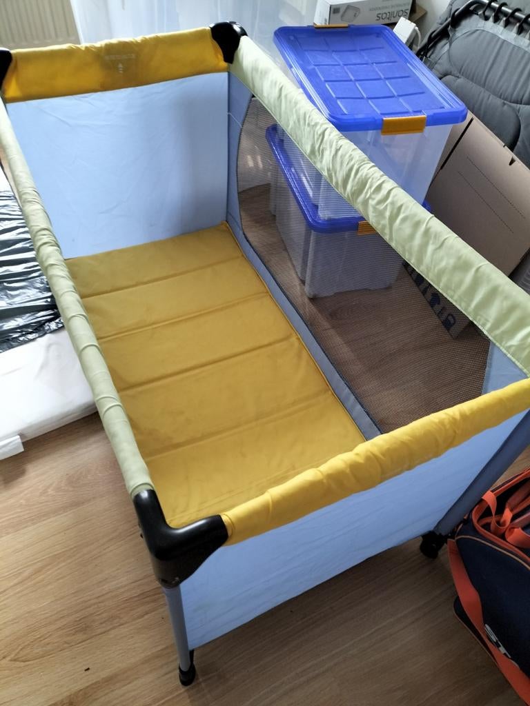 Camping bed met matras, Ophalen, Minder dan 140 cm, Minder dan 70 cm, Matras