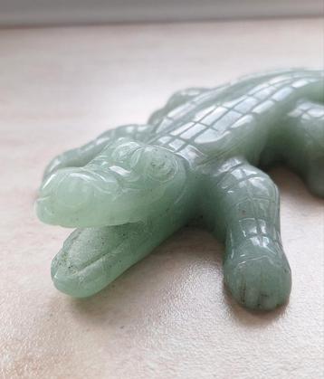 Mooie krokodil van aventurijn beschikbaar voor biedingen