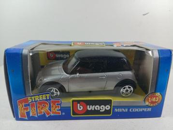 bburago 1/43 mini cooper silver/zwart beschikbaar voor biedingen