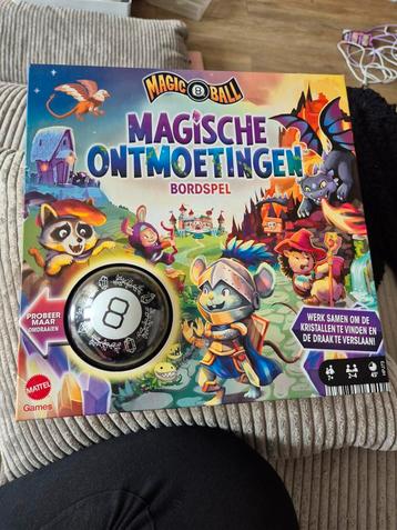 Magic 8 Ball Magische Ontmoetingen - Compleet! beschikbaar voor biedingen