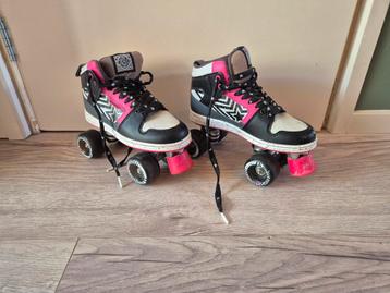 Rolschaatsen maat 39 beschikbaar voor biedingen