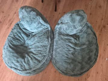 2 stuks zitzakken  van Bobbel Home superzacht petrol! beschikbaar voor biedingen