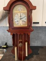 Tijdloze Tweedehands Hangklok Te Koop!, Antiek en Kunst, Antiek | Klokken, Ophalen