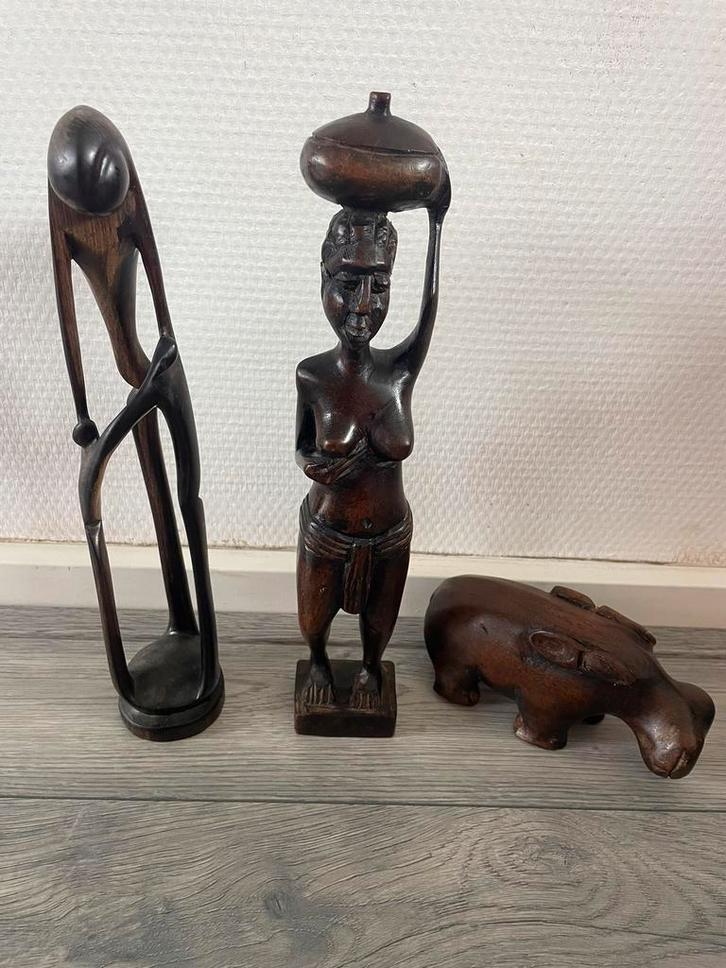 Mooi trio houten Beeldjes/Houtsnij Werkjes, Antiek en Kunst, Kunst | Beelden en Houtsnijwerken, Ophalen of Verzenden