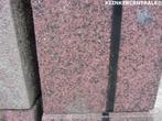 600m2 rood met zwarte spikkel betontegels tuintegels 30x30x7