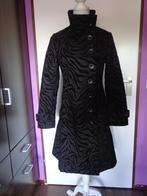 Desigual jas, Kleding | Dames, Jassen | Winter, Maat 38/40 (M), Zwart, Ophalen of Verzenden, Zo goed als nieuw