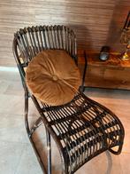 Donkerbruine rotan stoel, Huis en Inrichting, Stoelen, Gebruikt, Bruin, Riet of Rotan, Ophalen of Verzenden