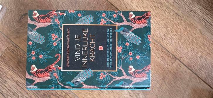 Swami Purnachaitanya - Vind je innerlijke kracht, Boeken, Esoterie en Spiritualiteit, Zo goed als nieuw, Instructieboek, Meditatie of Yoga