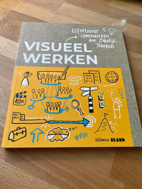 Willemien Brand - Visueel werken, Boeken, Kunst en Cultuur | Fotografie en Design, Zo goed als nieuw, Overige onderwerpen, Ophalen of Verzenden