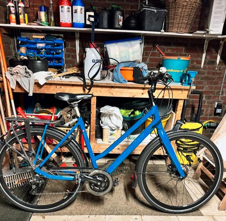 Batavus dinsdag damesfiets 2024
Wiel maat 28", Fietsen en Brommers, Fietsen | Dames | Damesfietsen, Zo goed als nieuw, Batavus