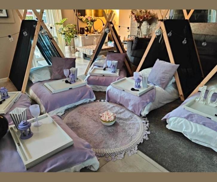 Tipi Slaaptentjes - Purple Dream te huur, Hobby en Vrije tijd, Feestartikelen | Verhuur, Verjaardag, Ophalen