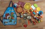 Set speelgoed eten, pannen, pizza, schort etc, Ophalen of Verzenden, Gebruikt, Kunststof, Speelkeuken-accessoire