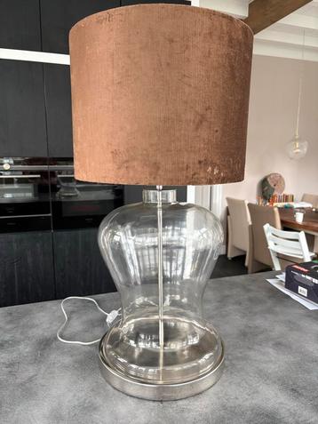 Riviera Maison Lamp - Glazen Voet & Bruine Kap beschikbaar voor biedingen