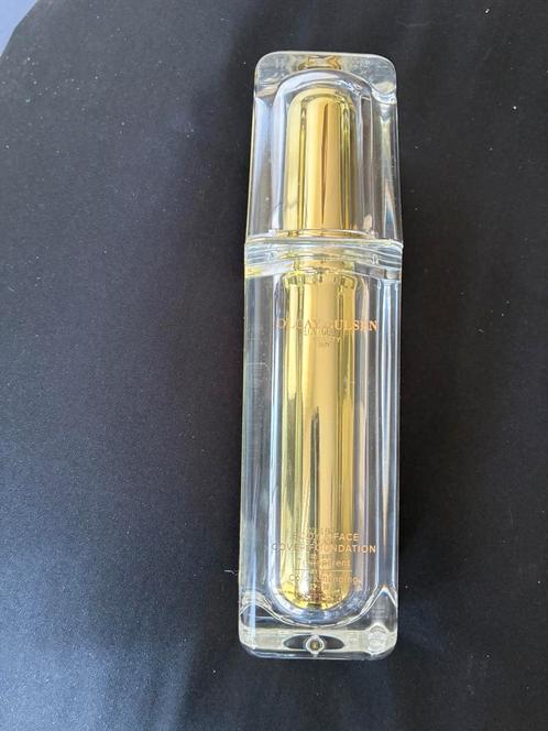 Olcay Gulsen Body & Face cover foundation, Sieraden, Tassen en Uiterlijk, Uiterlijk | Gezichtsverzorging, Zo goed als nieuw, Verzorging