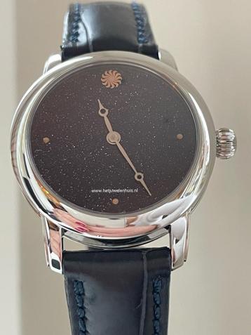 Christiaan van der Klaauw Lady Orion Stardust met onderhoud. beschikbaar voor biedingen