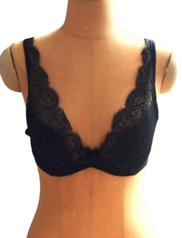 Nieuwe Christian Lacroix sexy bh, kant, Mt. 80 B beschikbaar voor biedingen
