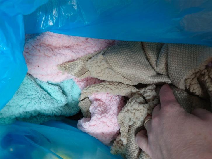 Grote Zak Teddystof Resten - Opruiming!, Hobby en Vrije tijd, Stoffen en Lappen, Katoen, 120 cm of meer, 200 cm of meer, Ophalen of Verzenden