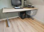 Ikea bureau; vaste hoogte 72cm, Ophalen, Zo goed als nieuw