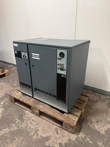 Atlas copco geluidgedempte compressor met droger en tank beschikbaar voor biedingen