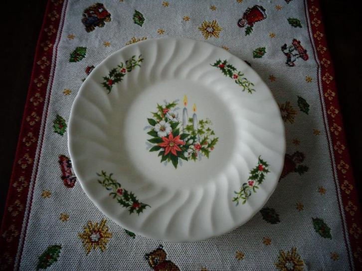 Kerstbordje kerstroos Churchill, 20 cm, porselein, Diversen, Kerst, Zo goed als nieuw, Ophalen of Verzenden