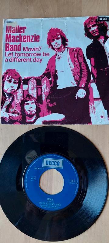 Single Mailer Mackenzie band - Movin'  top40hit 1970 beschikbaar voor biedingen
