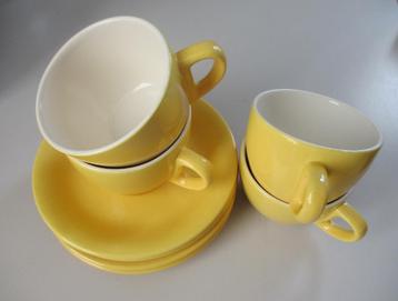 Vrolijke, zonnige kopjes en schotels, 4 setjes beschikbaar voor biedingen