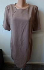 Josh V Jurk - Maat S/M, Kleding | Dames, Jurken, Beige, Ophalen of Verzenden, Zo goed als nieuw, Knielengte